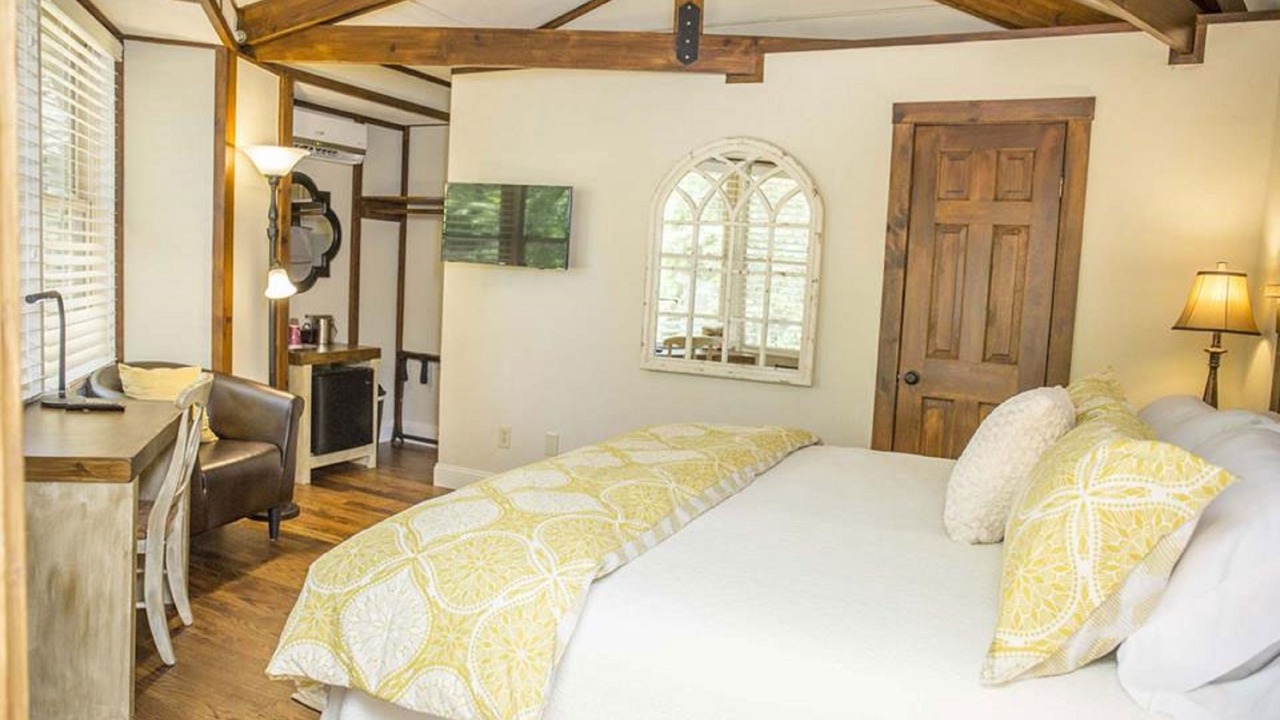 Photo of Bedroom in Sapphire
