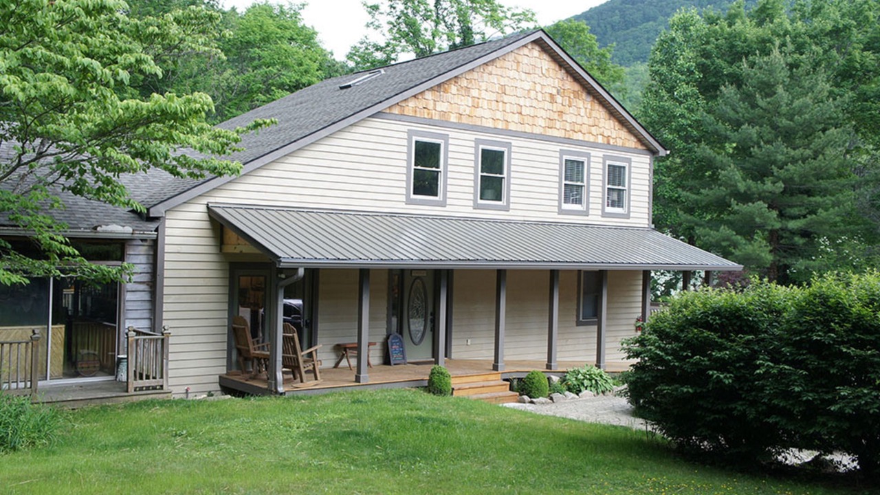 Photo of Outdoor in Sapphire