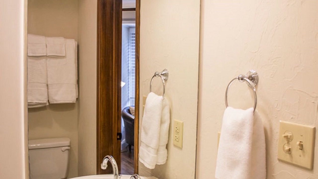 Photo of Bathroom in Sapphire