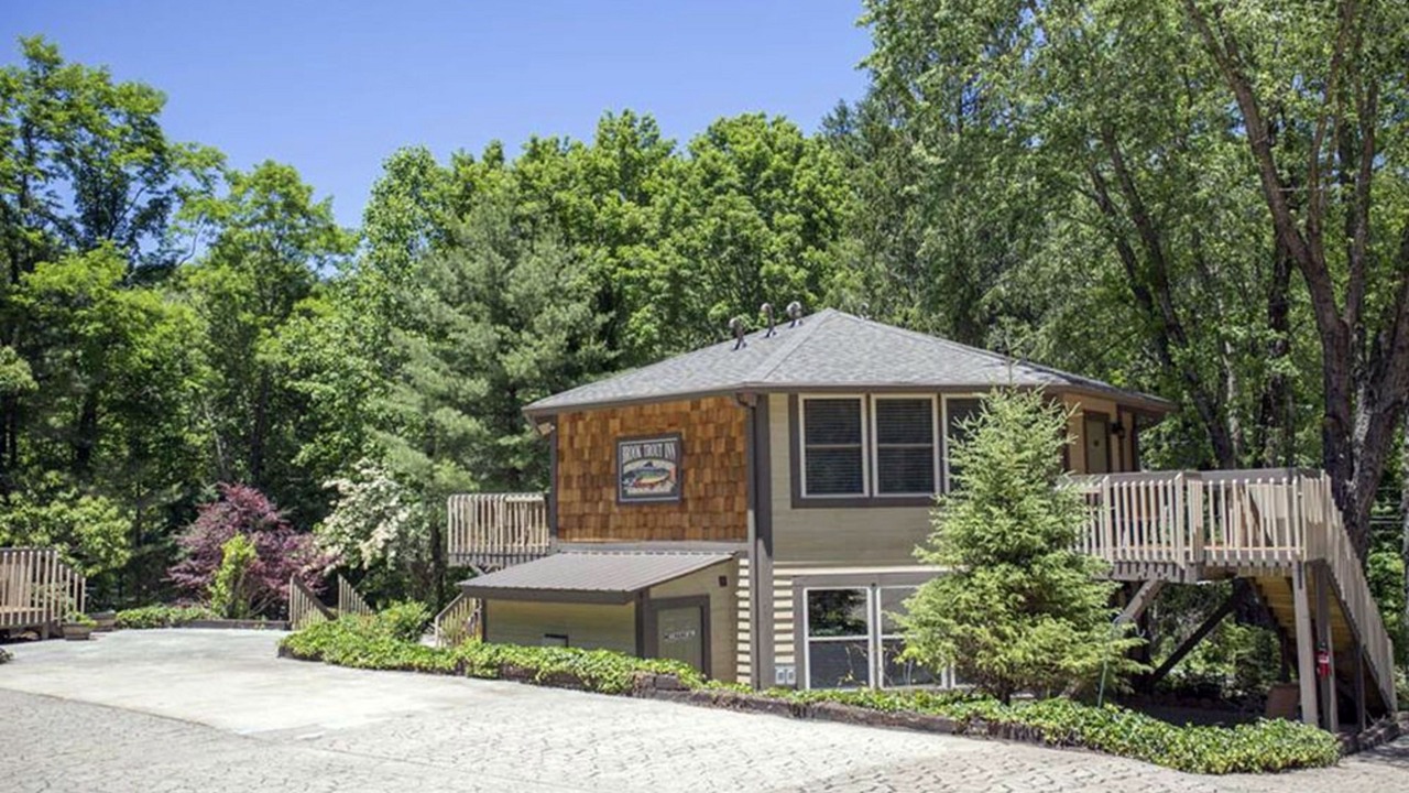 Photo of Outdoor in Sapphire