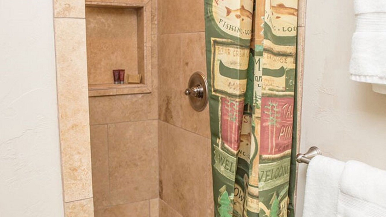 Photo of Bathroom in Sapphire