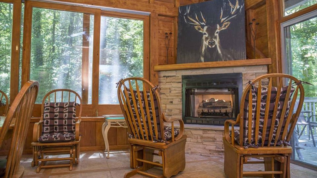 Photo of Livingroom in Sapphire