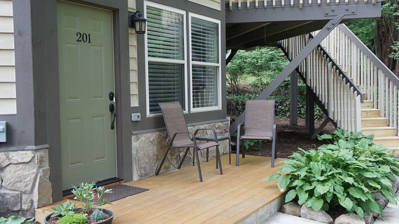 Photo of Outdoor in Sapphire