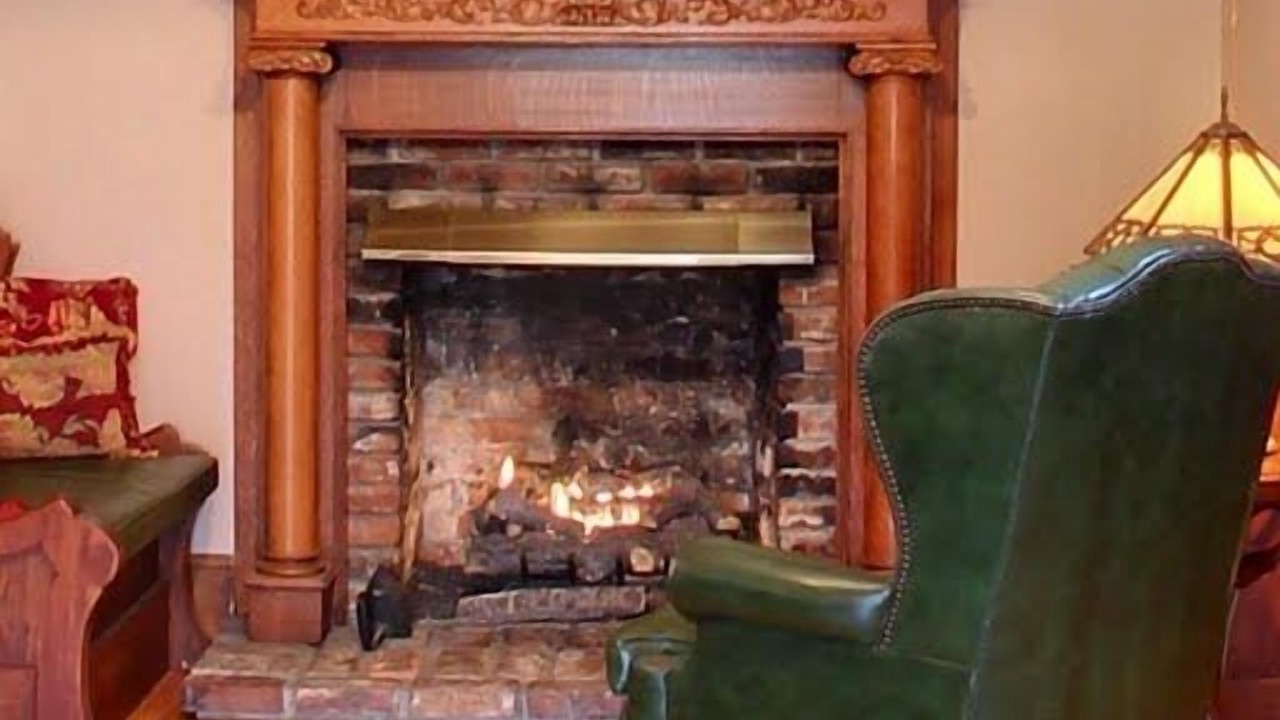 Photo of Livingroom in Historic Montford