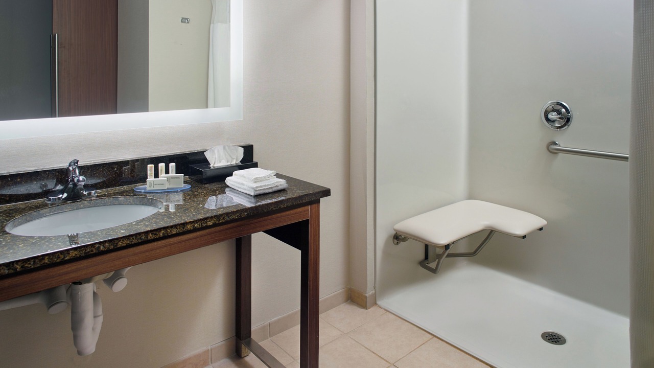 Photo of Bathroom in Skyland