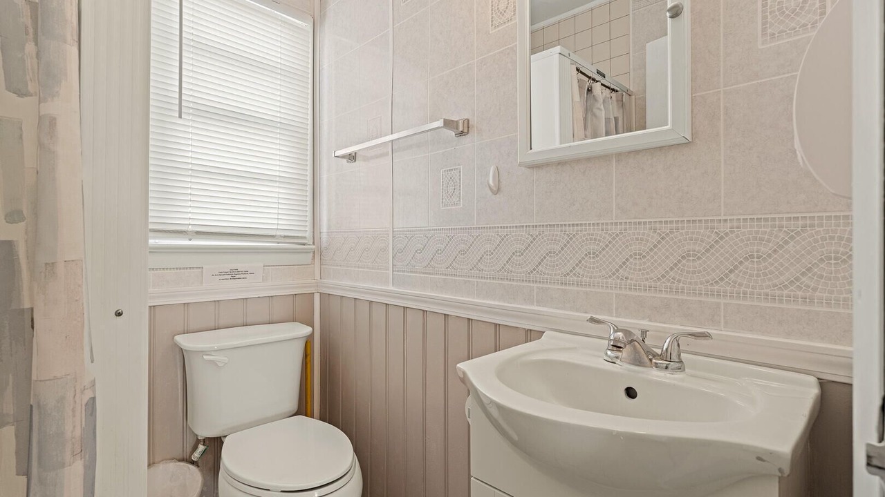 Photo of Bathroom in Nags Head