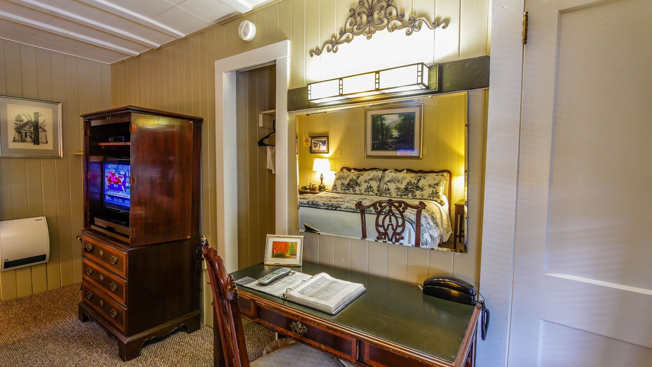 Photo of Bedroom in Blowing Rock