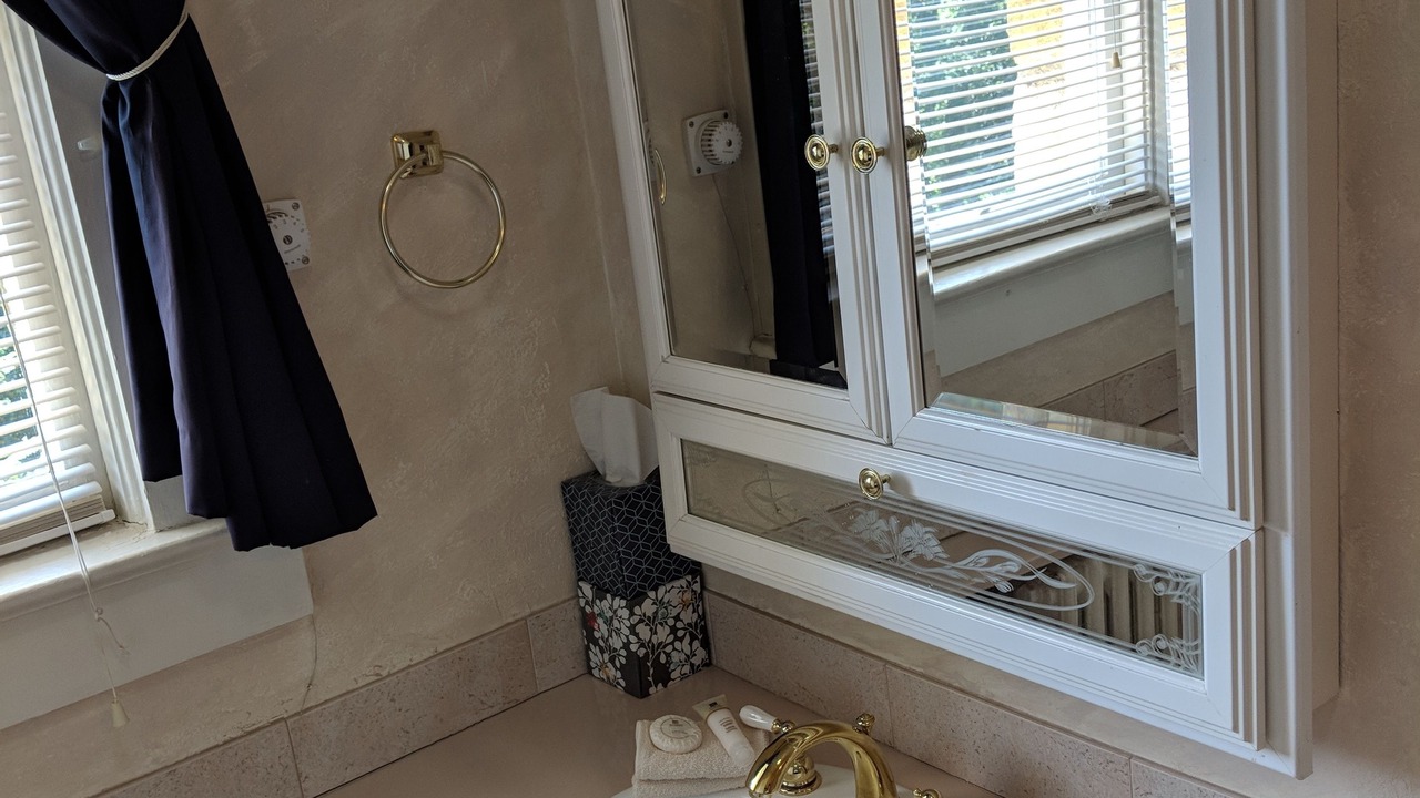 Photo of Bedroom in Laurel Park