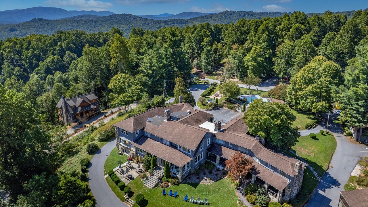 Photo of Outdoor in Laurel Park