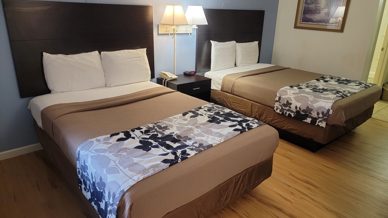 Photo of Bedroom in Jonesville