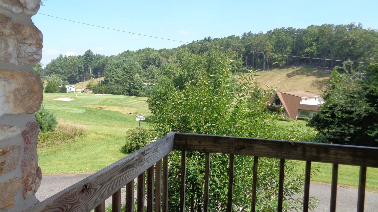 Photo of Patio Balcony in Roaring Gap