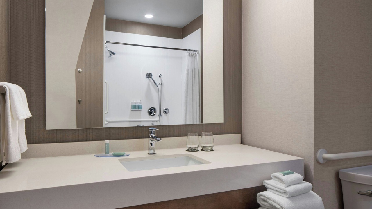 Photo of Bathroom in Pine Forest