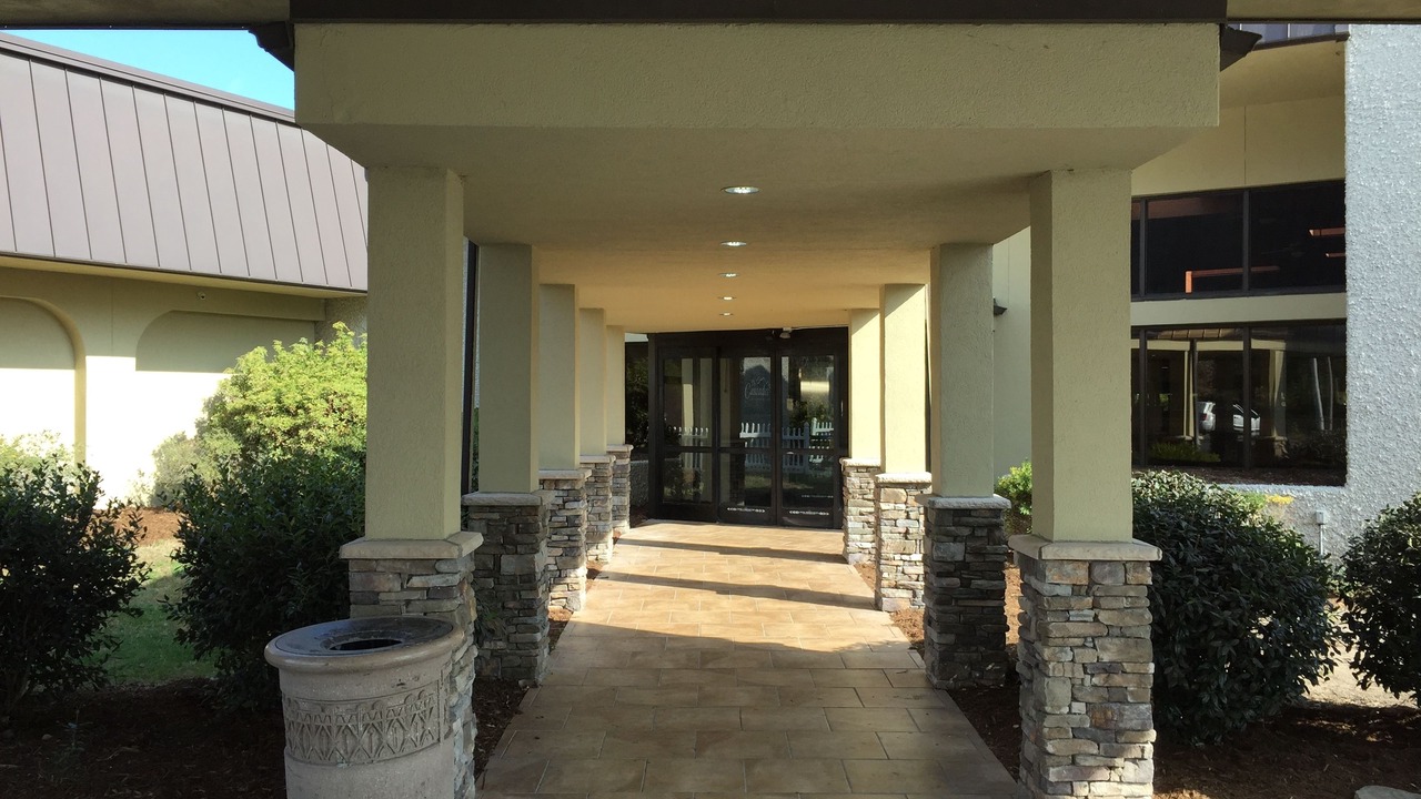 Photo of Outdoor in Hendersonville