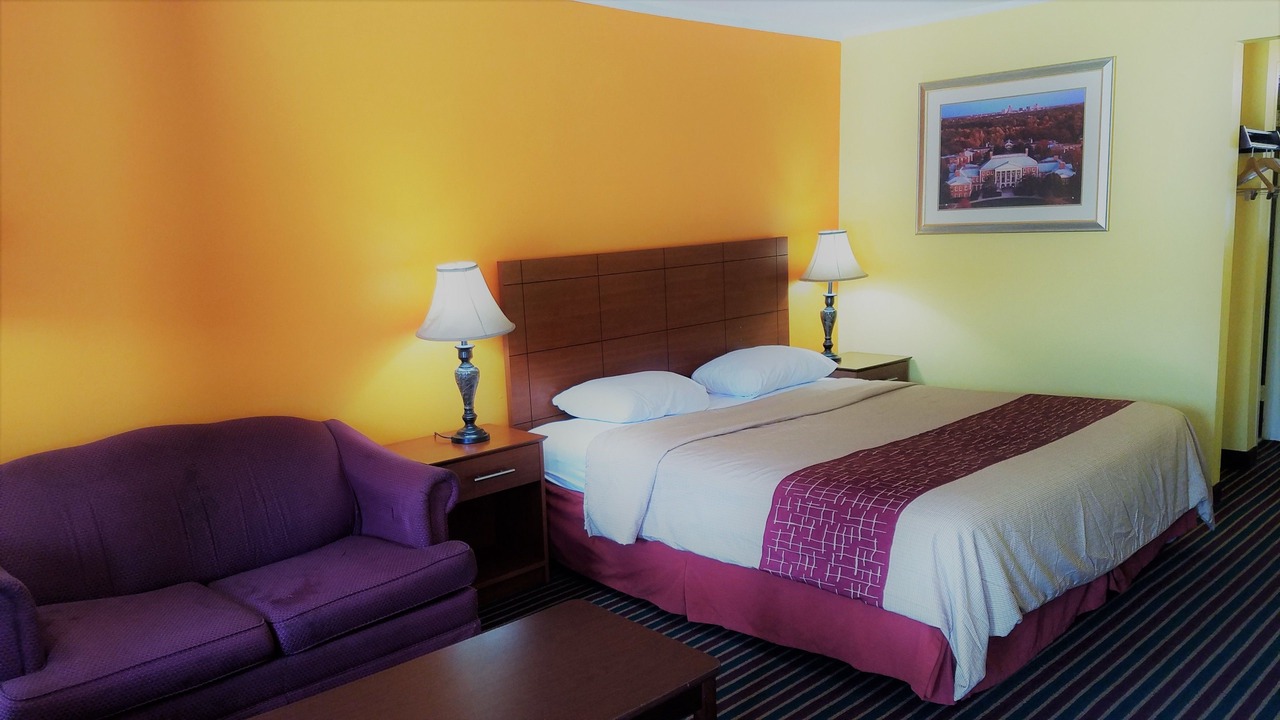 Photo of Bedroom in Troy