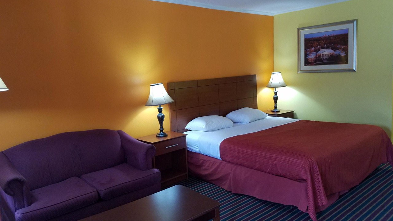 Photo of Bedroom in Troy