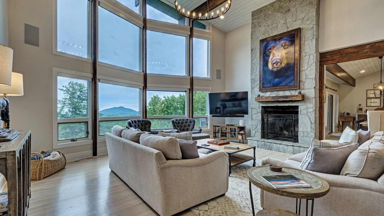 Photo of Livingroom in Sapphire
