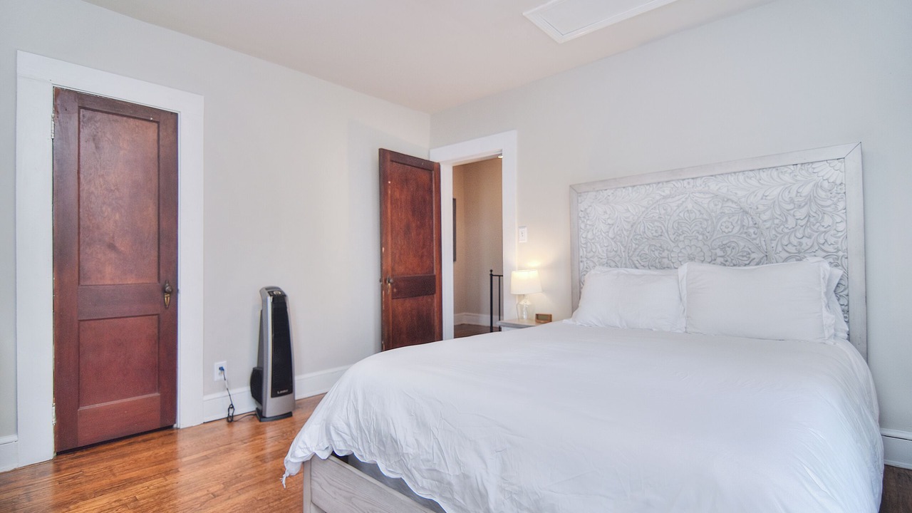 Photo of Bedroom in Shelby