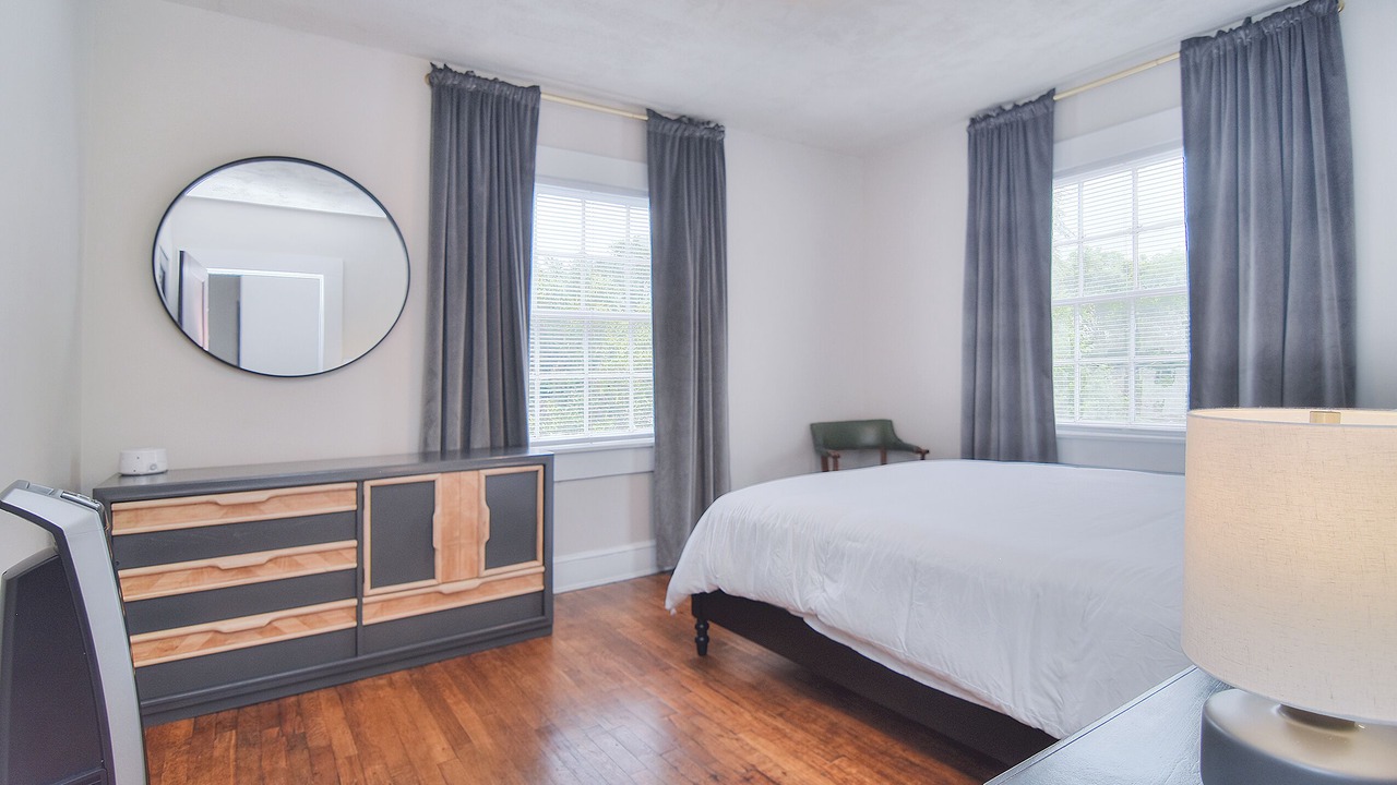Photo of Bedroom in Shelby