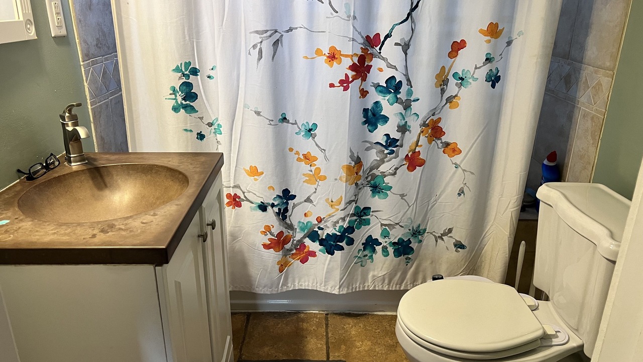 Photo of Bathroom in Villa Heights