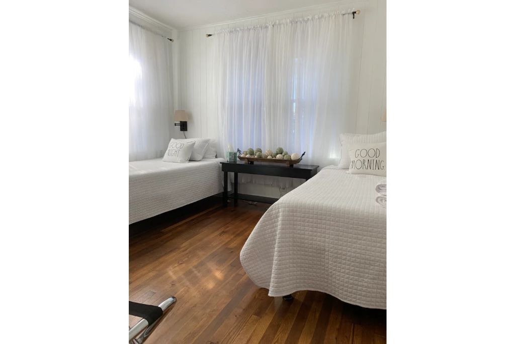 Photo of Bedroom in Royal Pines