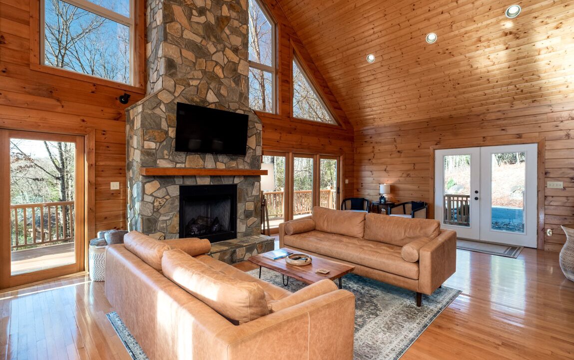 Photo of Livingroom in Brevard