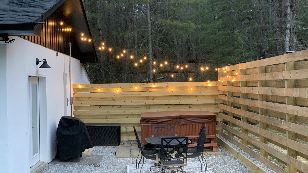 Photo of Outdoor in Hendersonville