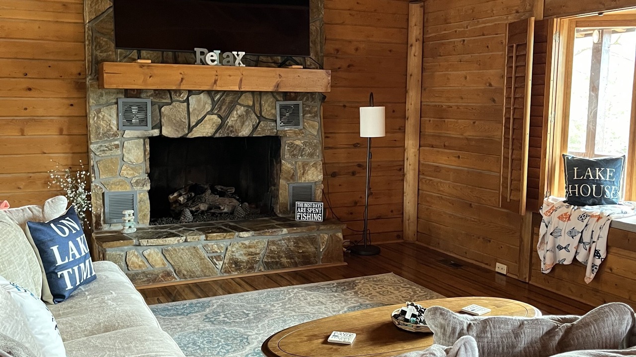 Photo of Livingroom in New London
