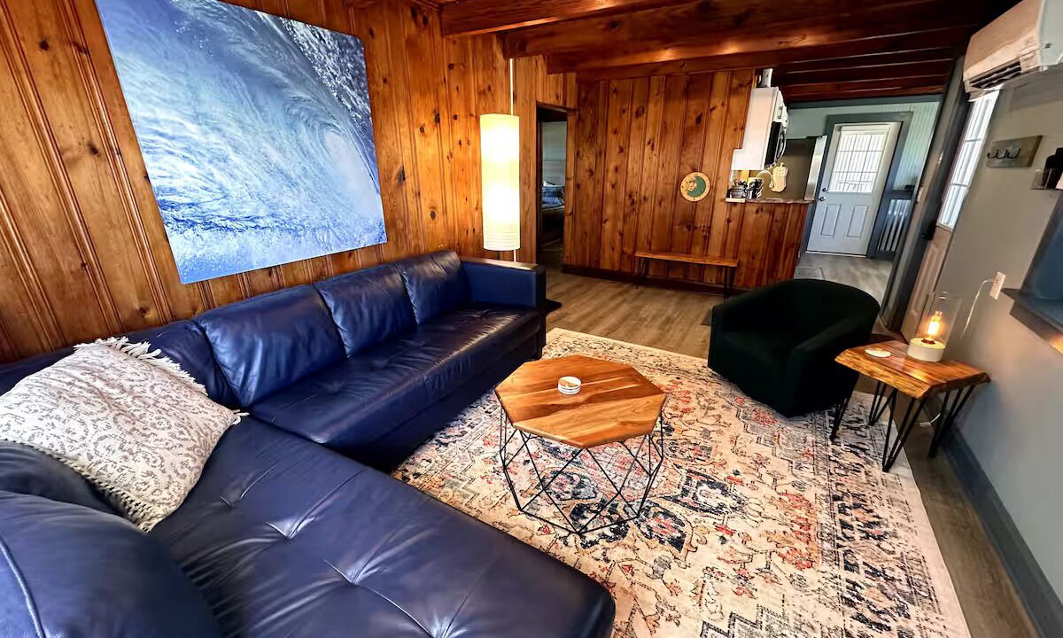 Photo of Livingroom in Colington