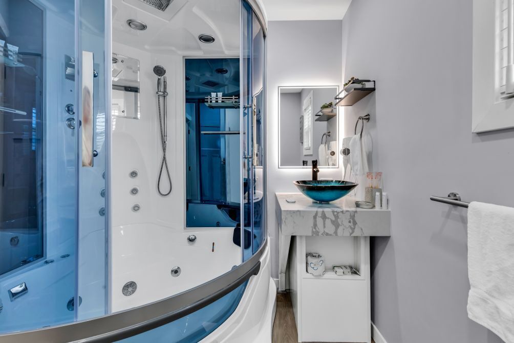 Photo of Bathroom in Villa Heights
