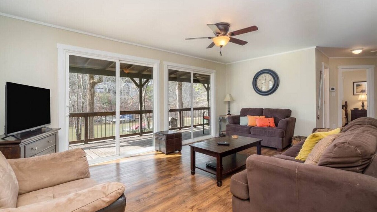 Photo of Livingroom in Troutman