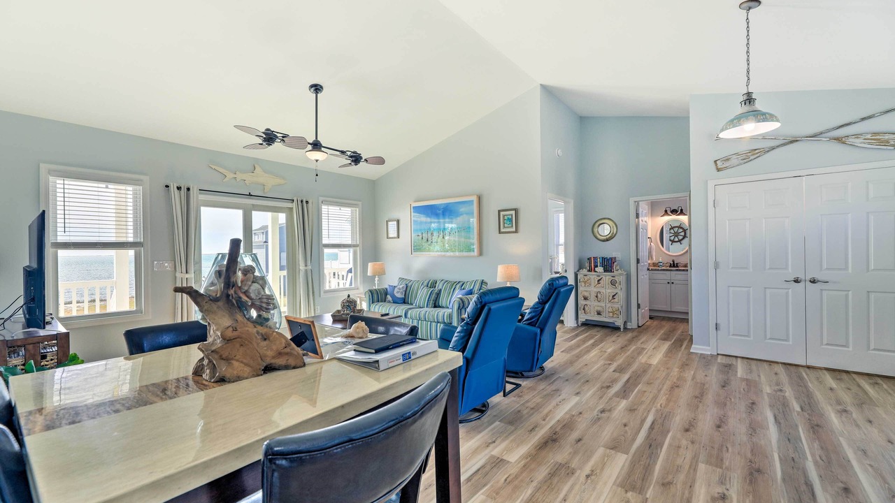 Photo of Livingroom in Harkers Island