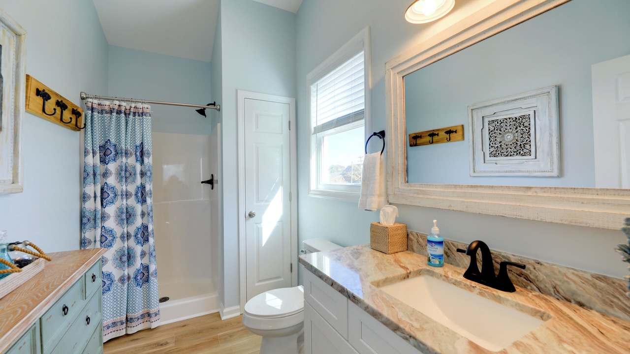 Photo of Bathroom in Harkers Island