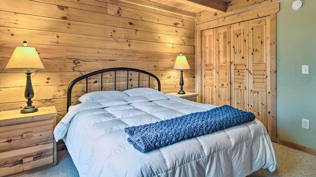 Photo of Bedroom in Sweetbriar Farms