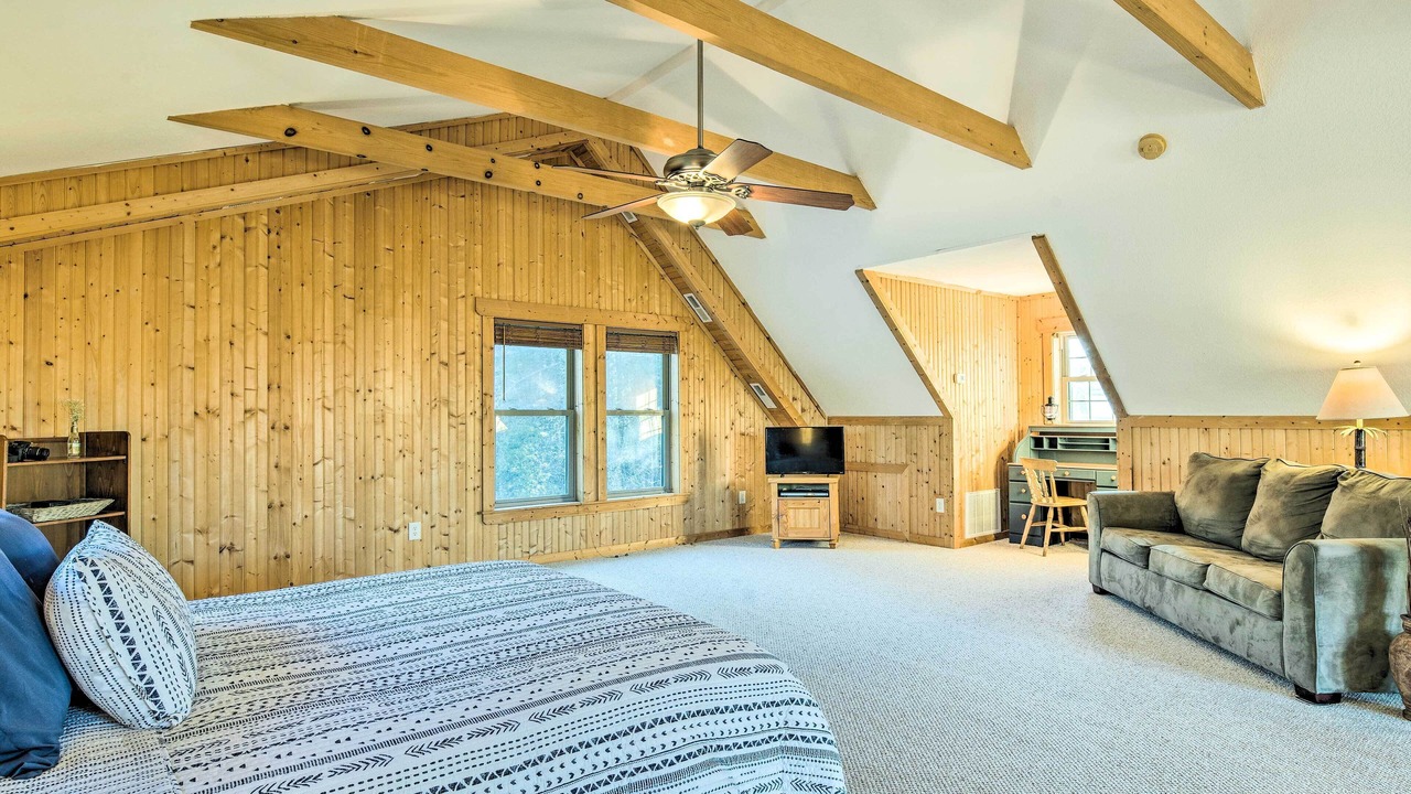 Photo of Bedroom in Sweetbriar Farms