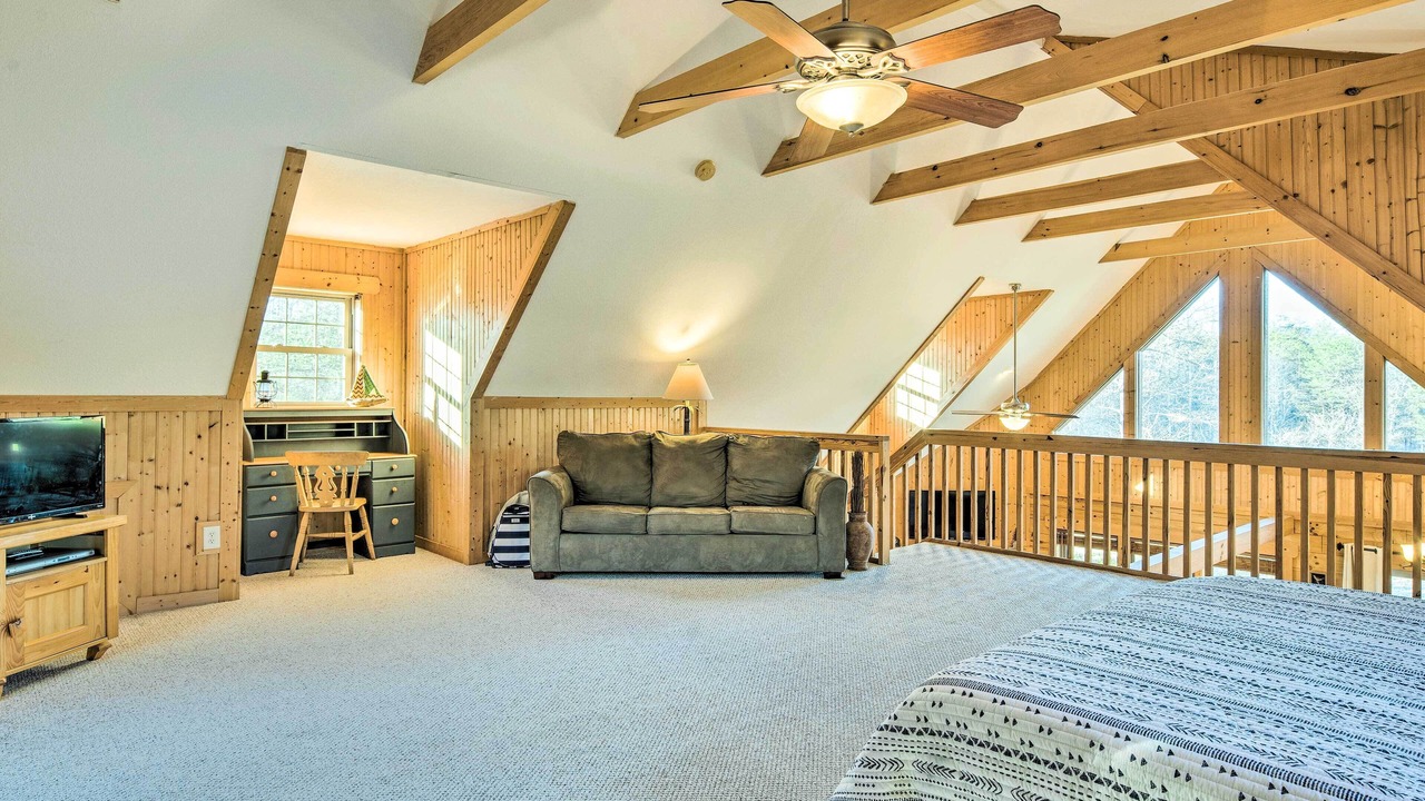 Photo of Bedroom in Sweetbriar Farms