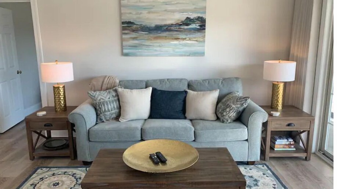 Photo of Livingroom in St. James