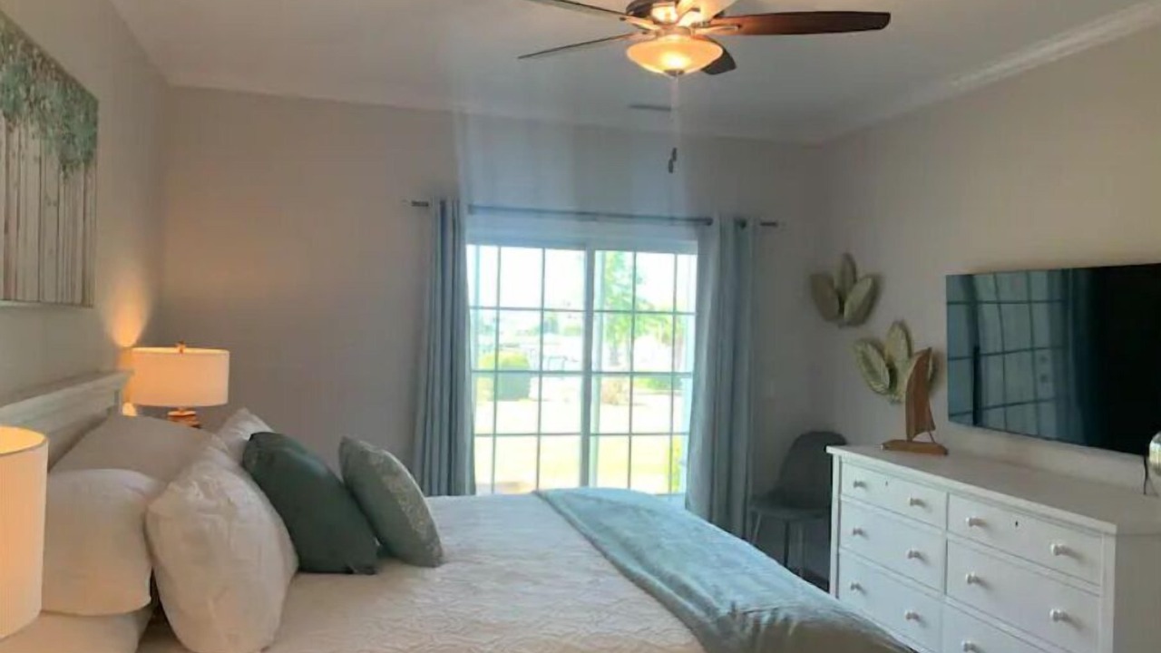 Photo of Bedroom in St. James