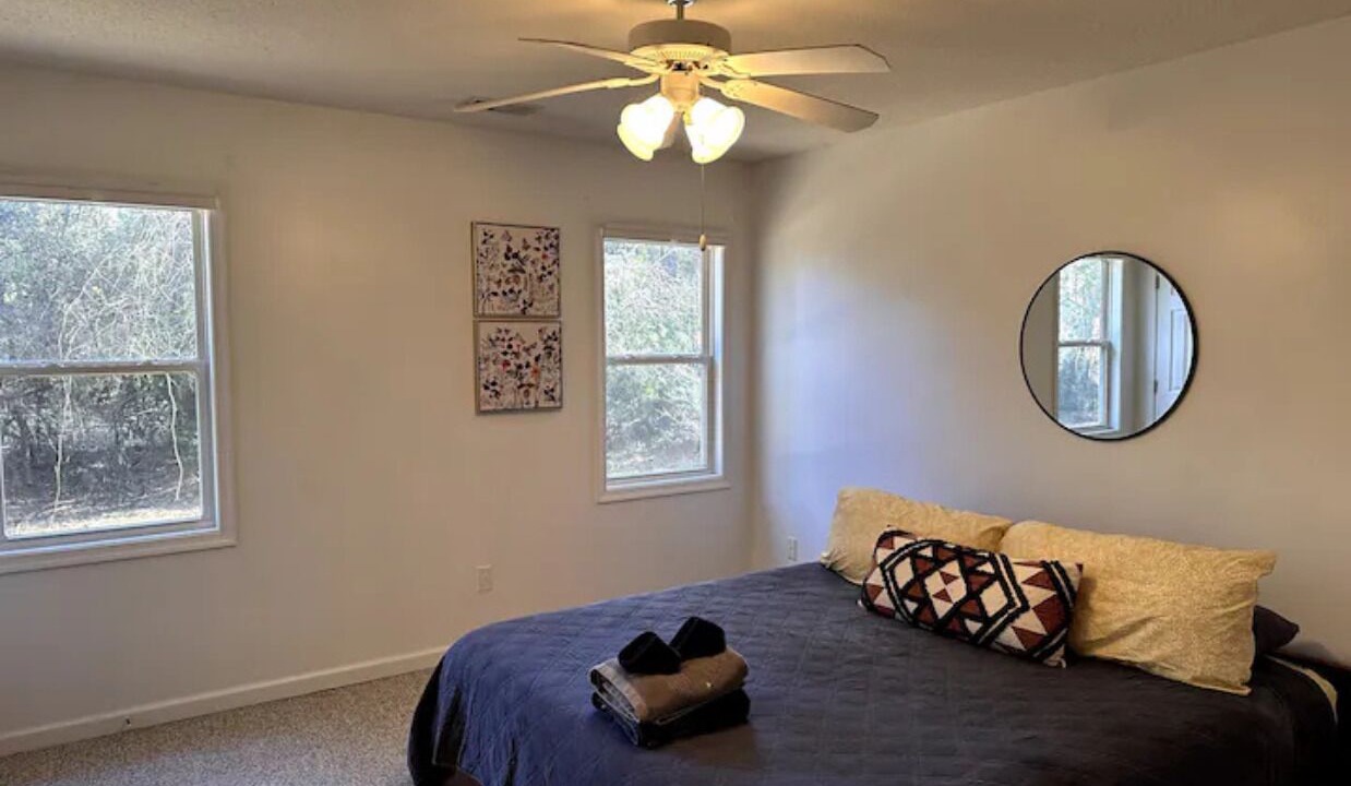 Photo of Bedroom in Manteo