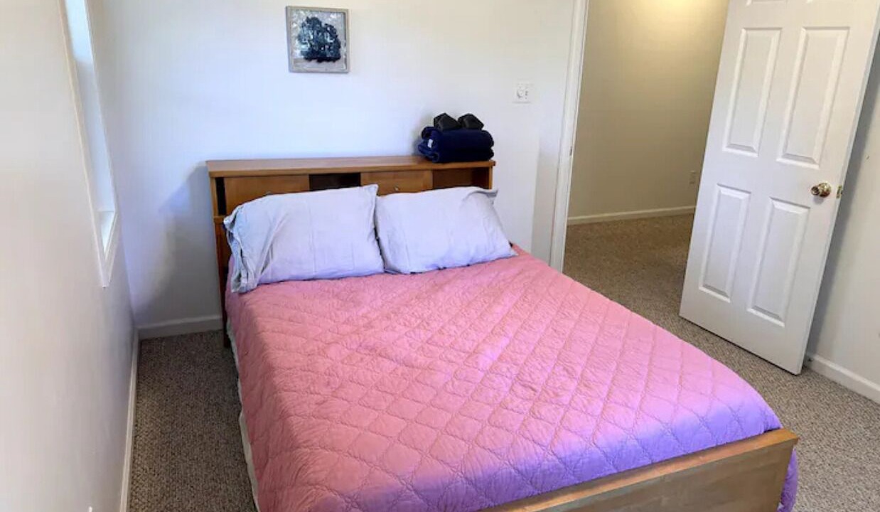 Photo of Bedroom in Manteo