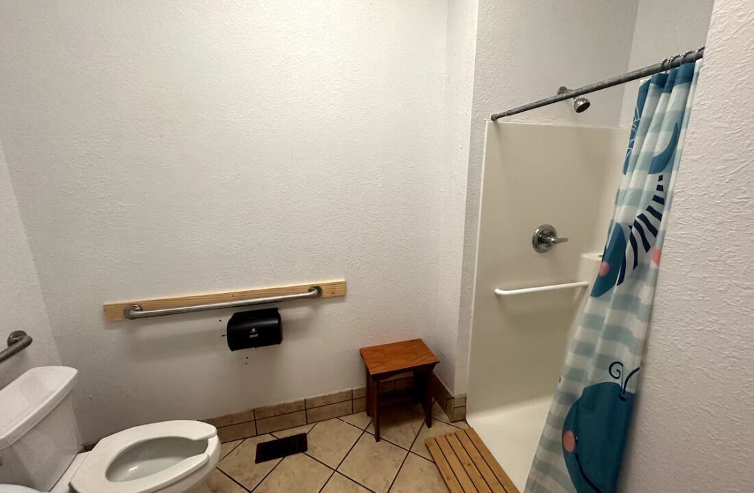 Photo of Bathroom in Manteo