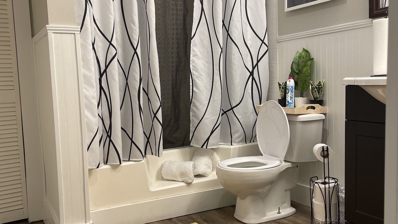 Photo of Bathroom in Marlwood Acre