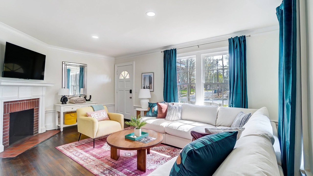 Photo of Livingroom in Dilworth