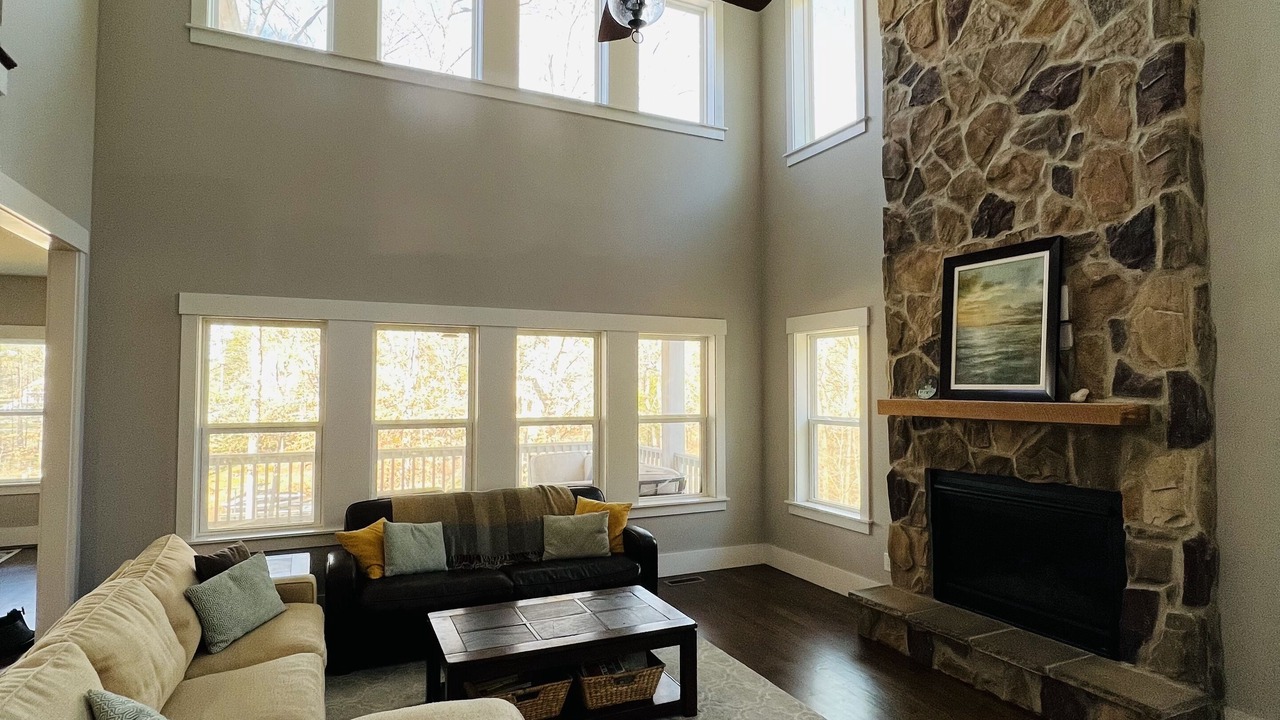 Photo of Livingroom in Barium Springs
