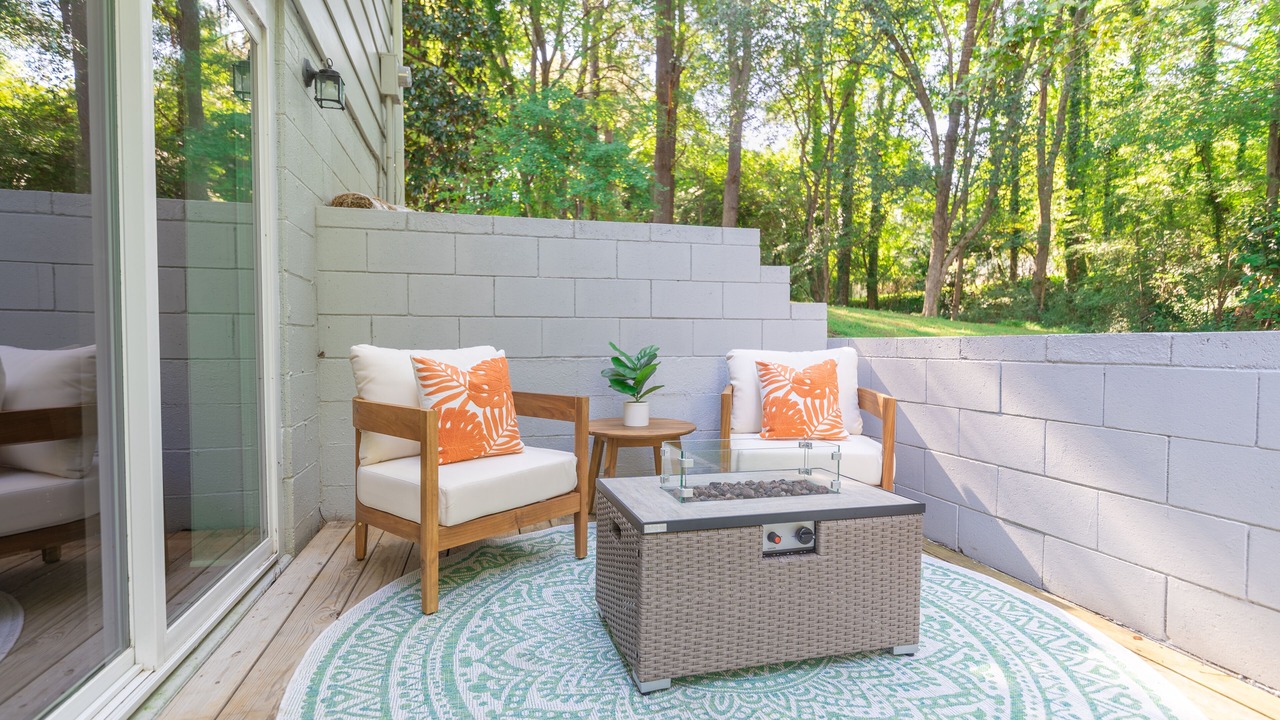 Photo of Patio Balcony in Southeast Raleigh