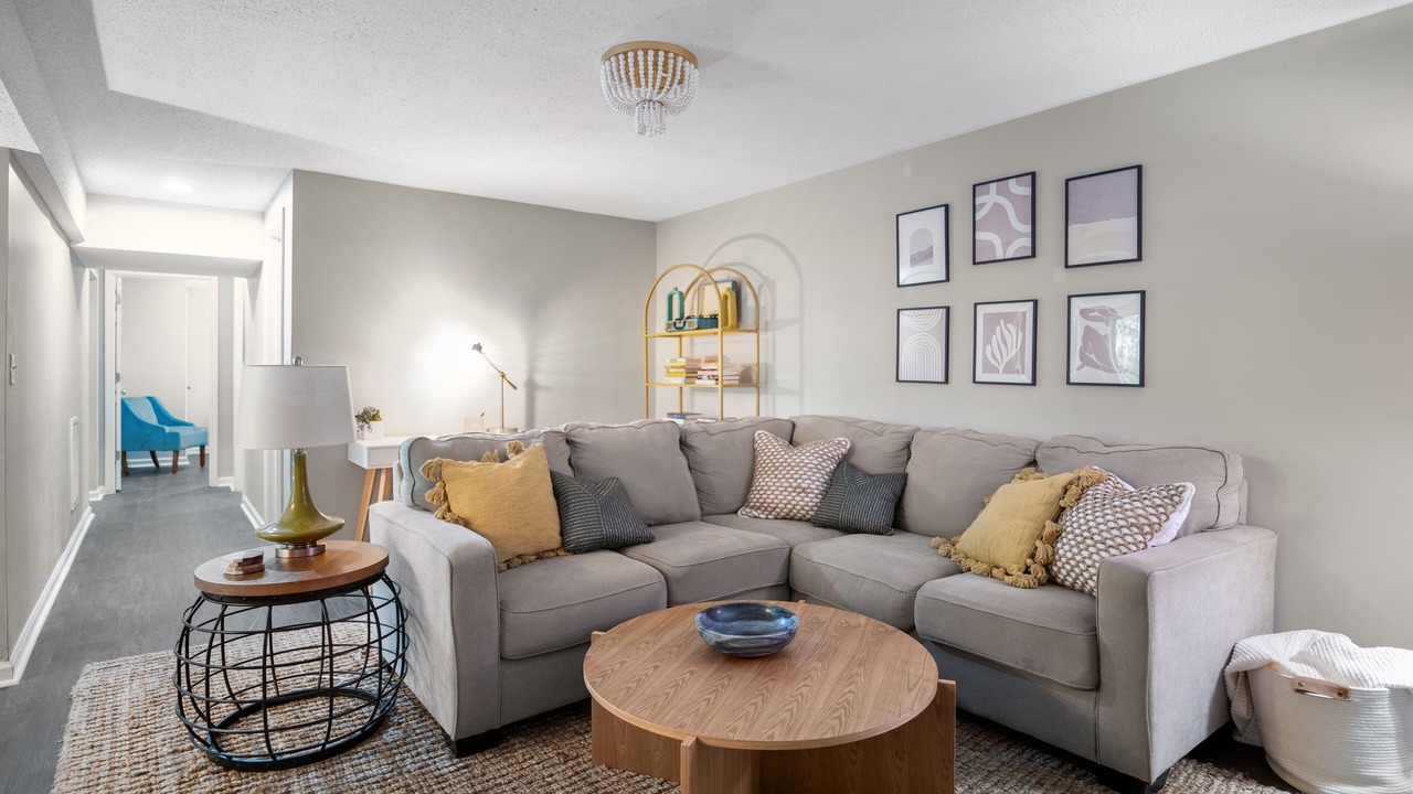 Photo of Livingroom in Southeast Raleigh
