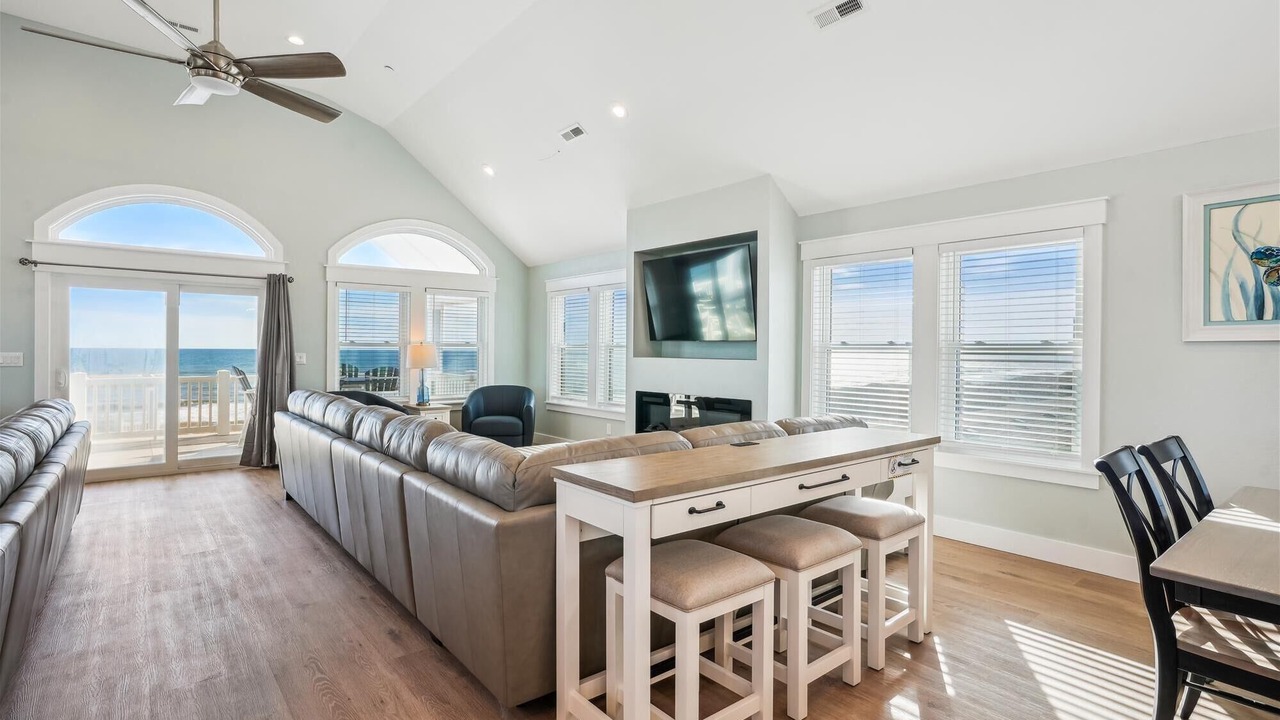 Photo of Livingroom in Kill Devil Hills
