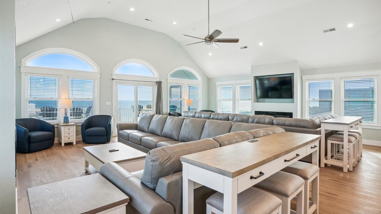 Photo of Livingroom in Kill Devil Hills