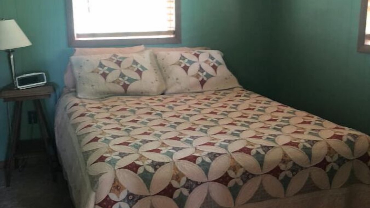 Photo of Bedroom in Robbinsville