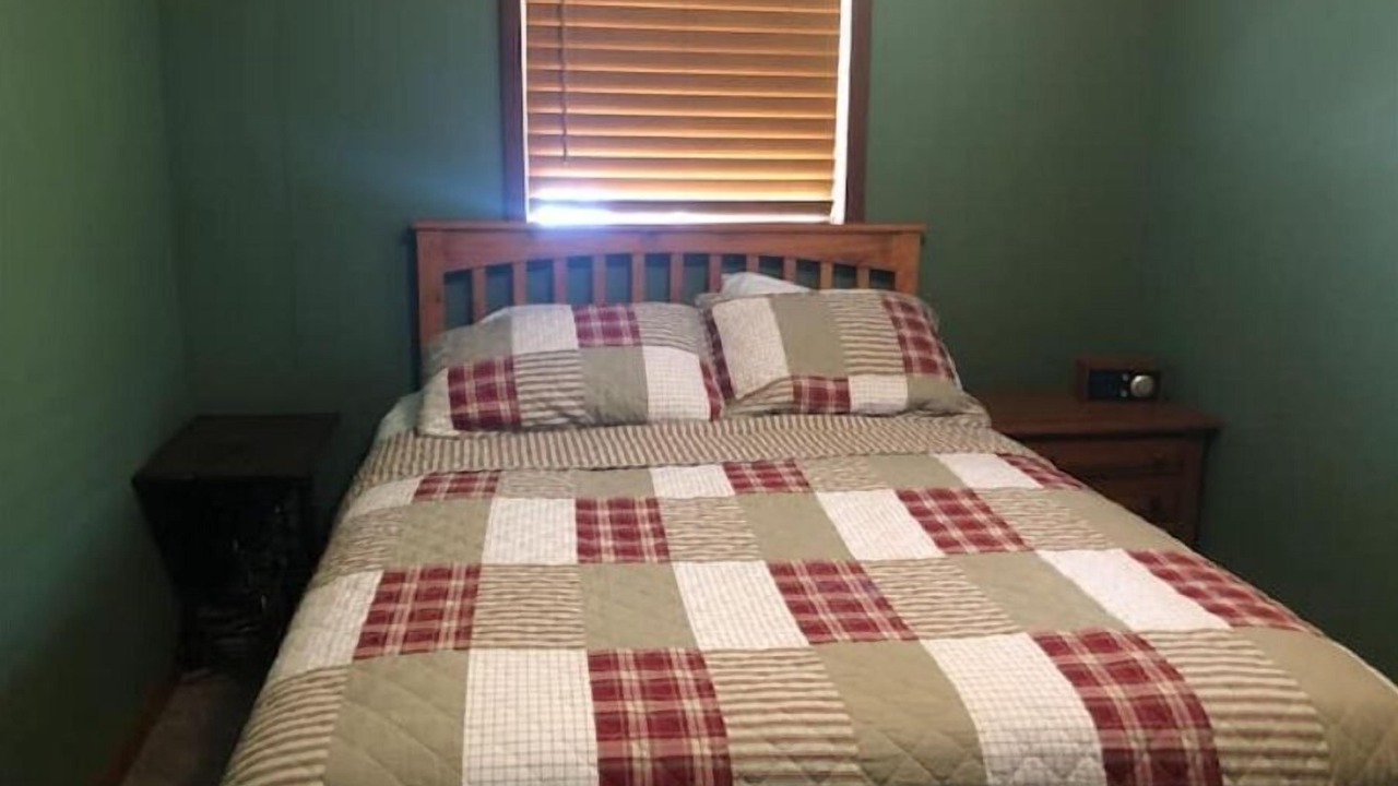 Photo of Bedroom in Robbinsville