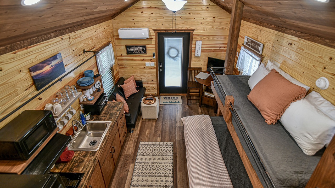 Photo of Bedroom in Arden